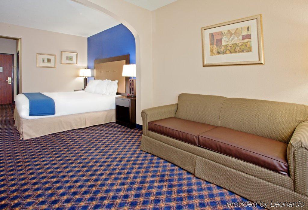 Holiday Inn Express Houston North-1960 Champions Area エクステリア 写真