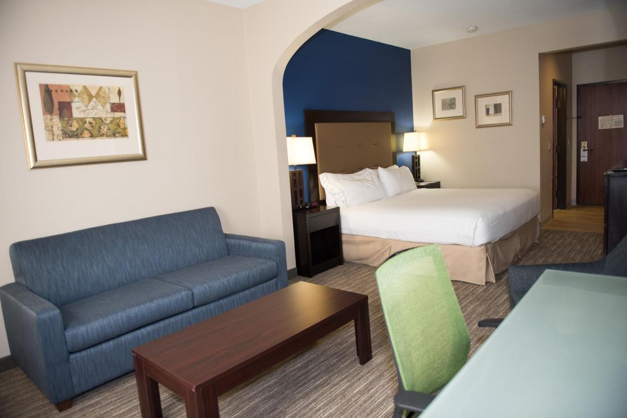 Holiday Inn Express Houston North-1960 Champions Area エクステリア 写真