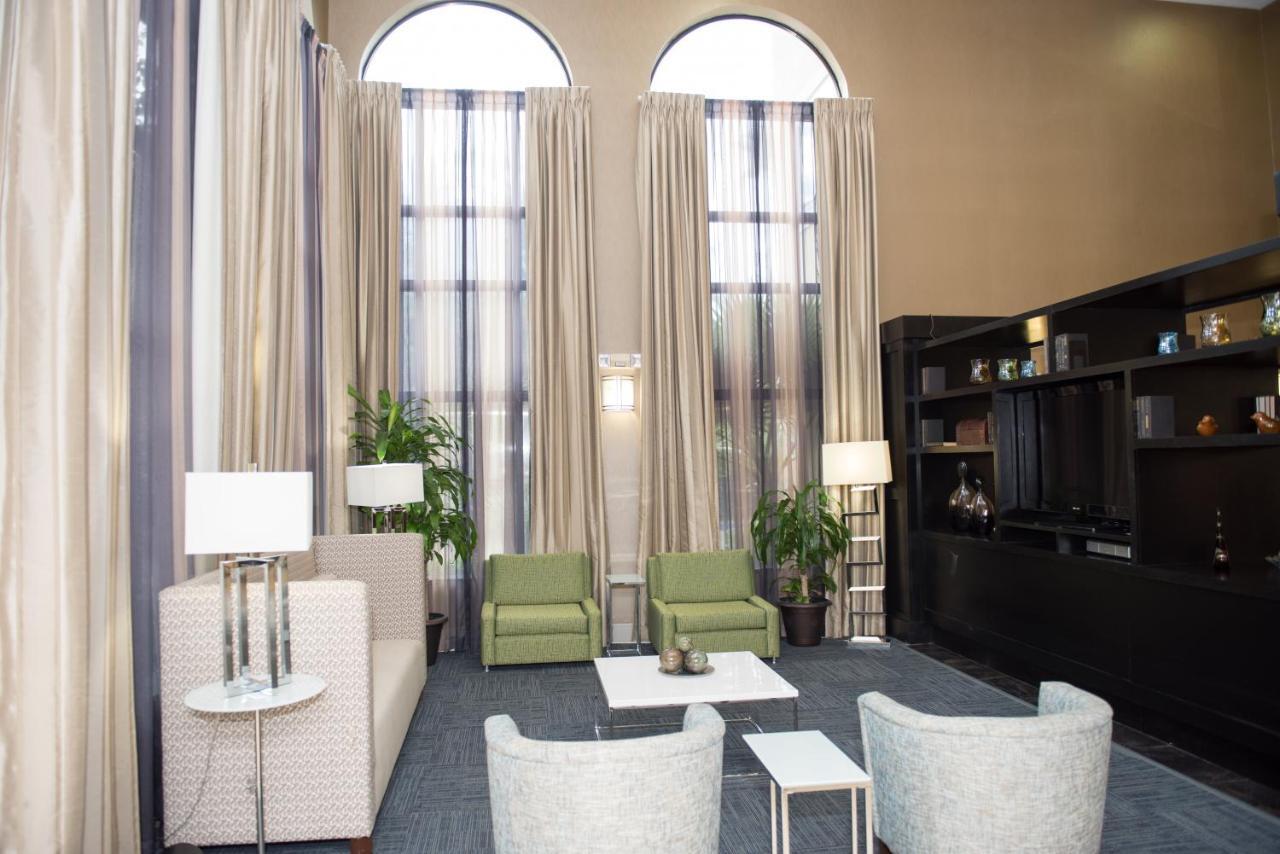 Holiday Inn Express Houston North-1960 Champions Area Louetta エクステリア 写真