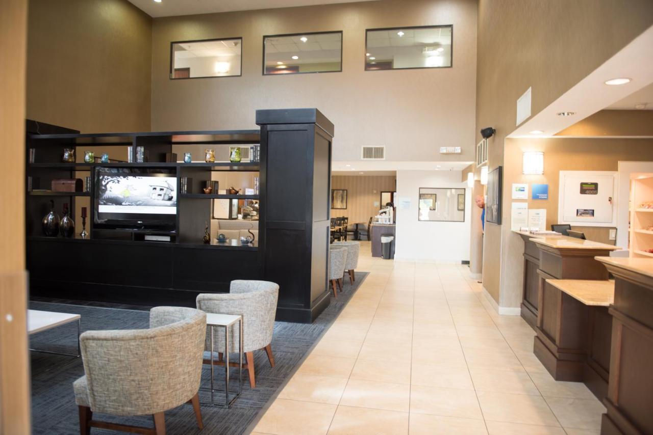 Holiday Inn Express Houston North-1960 Champions Area エクステリア 写真