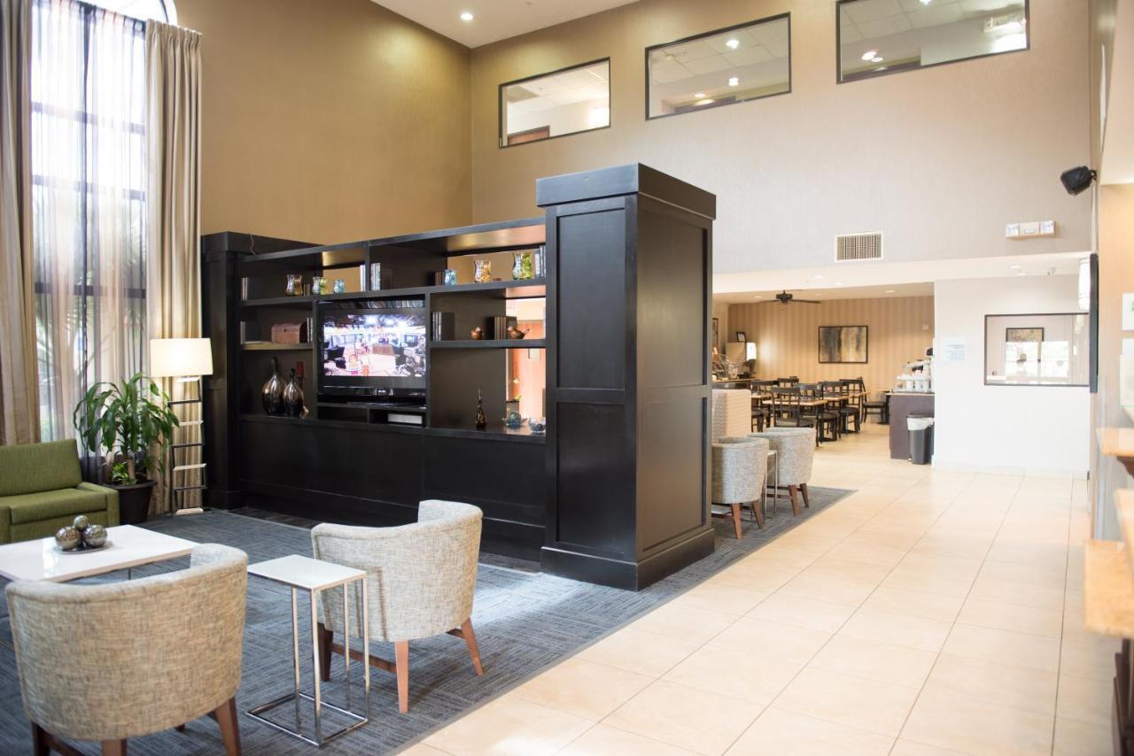Holiday Inn Express Houston North-1960 Champions Area Louetta エクステリア 写真